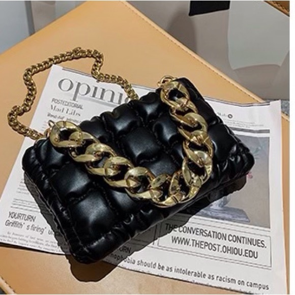 NWOT Stunning 2pcs Set/Black Big Brimmed Fedora Hat /Chain Purse - Picture 6 of 9